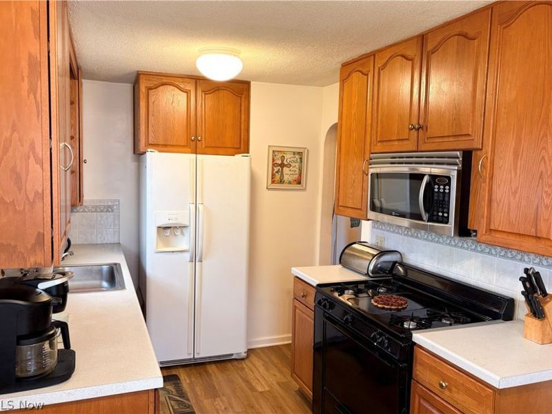 1528 Hammel Street , Akron, OH 44306 Photo 11