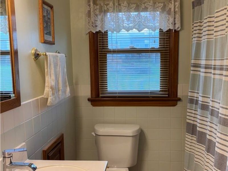 1528 Hammel Street , Akron, OH 44306 Photo 16