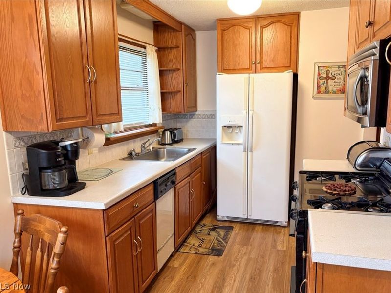 1528 Hammel Street , Akron, OH 44306 Photo 9