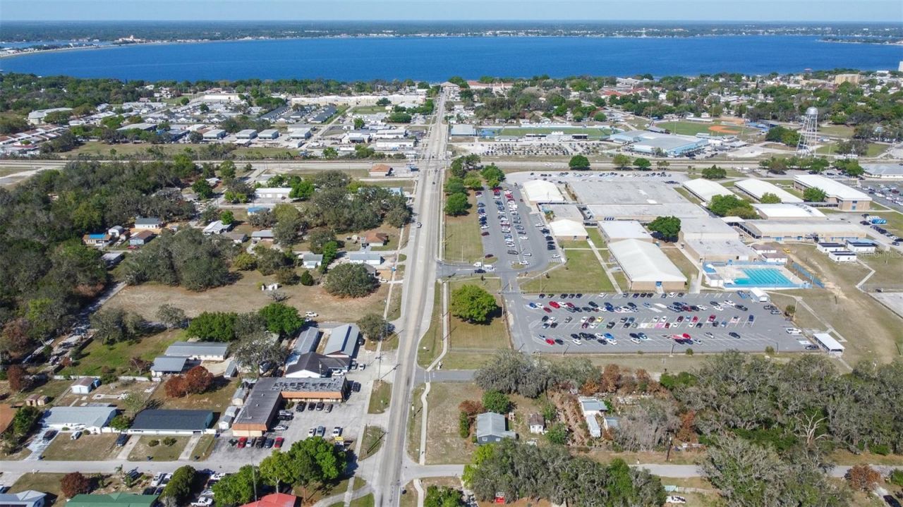 3726 Kenilworth Boulevard, Sebring, FL 33870 Photo