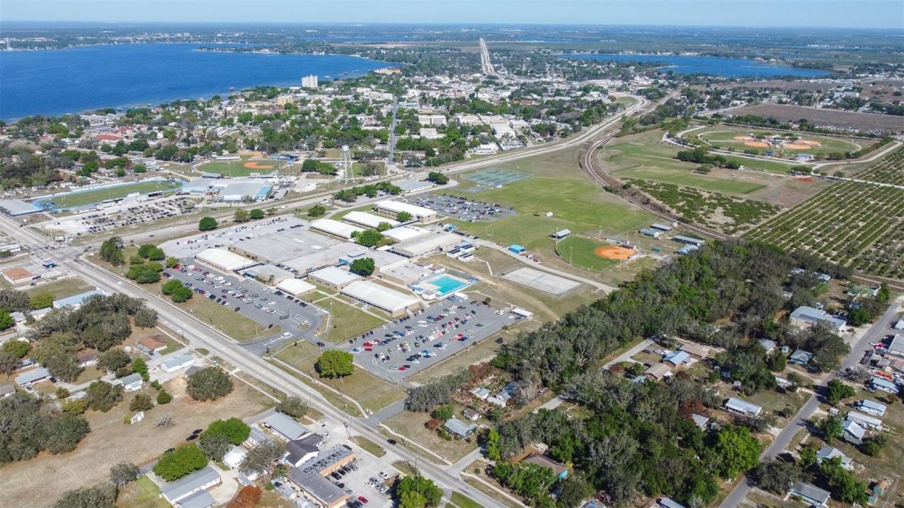 3726 Kenilworth Boulevard, Sebring, FL 33870 Photo