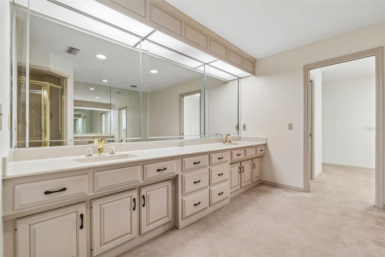 2708 Bell Shoals Road, Brandon, FL 33511 Photo