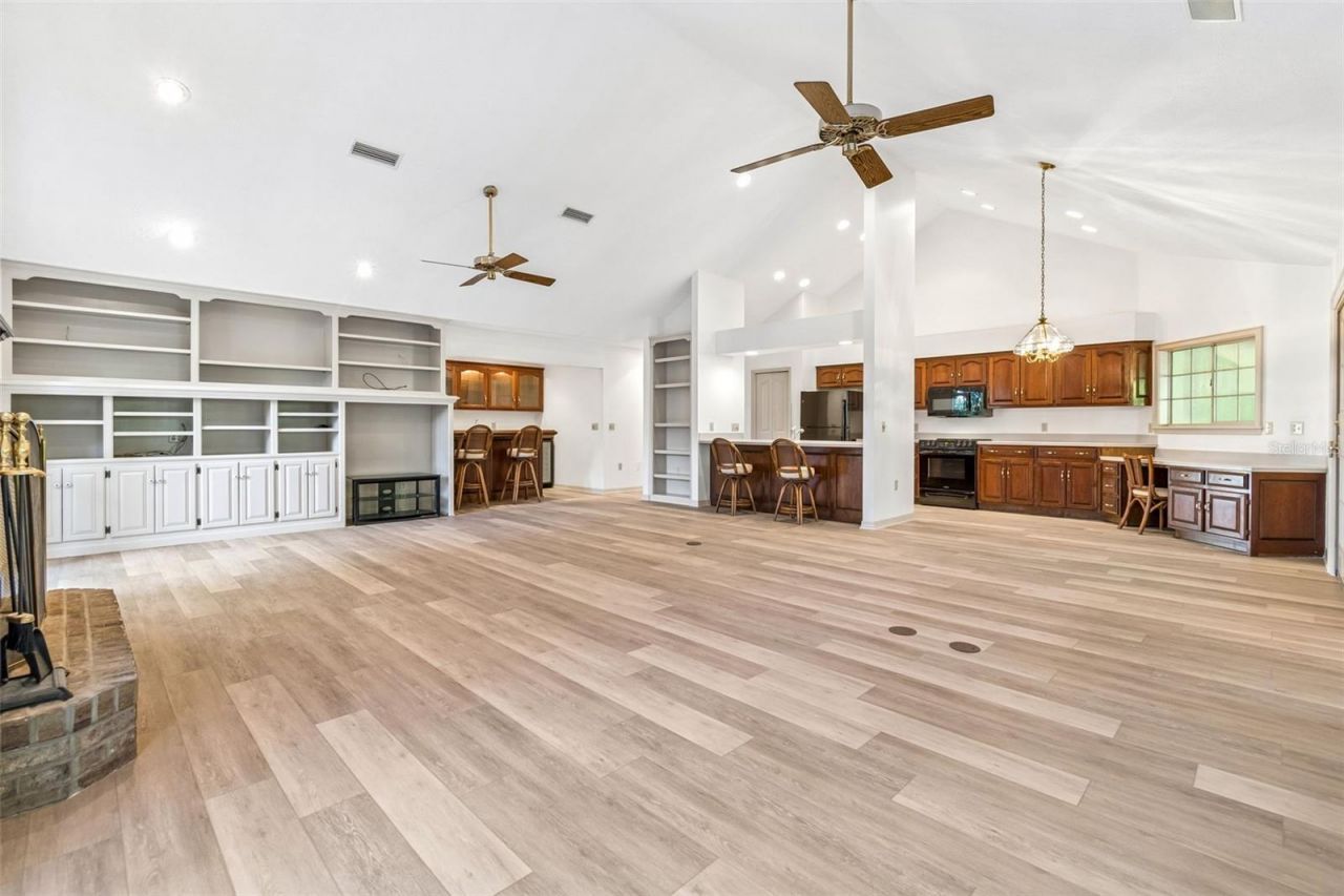 2708 Bell Shoals Road, Brandon, FL 33511 Photo