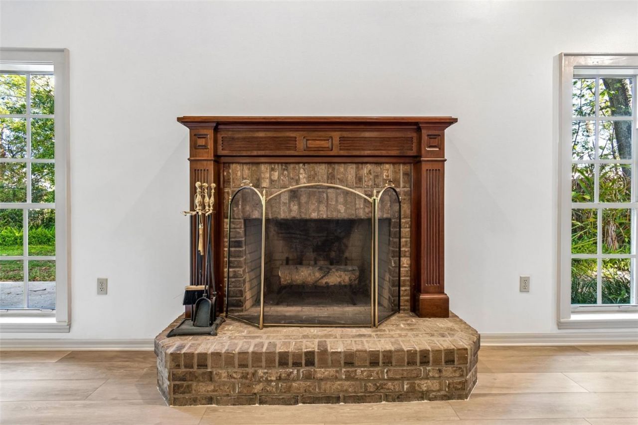 2708 Bell Shoals Road, Brandon, FL 33511 Photo