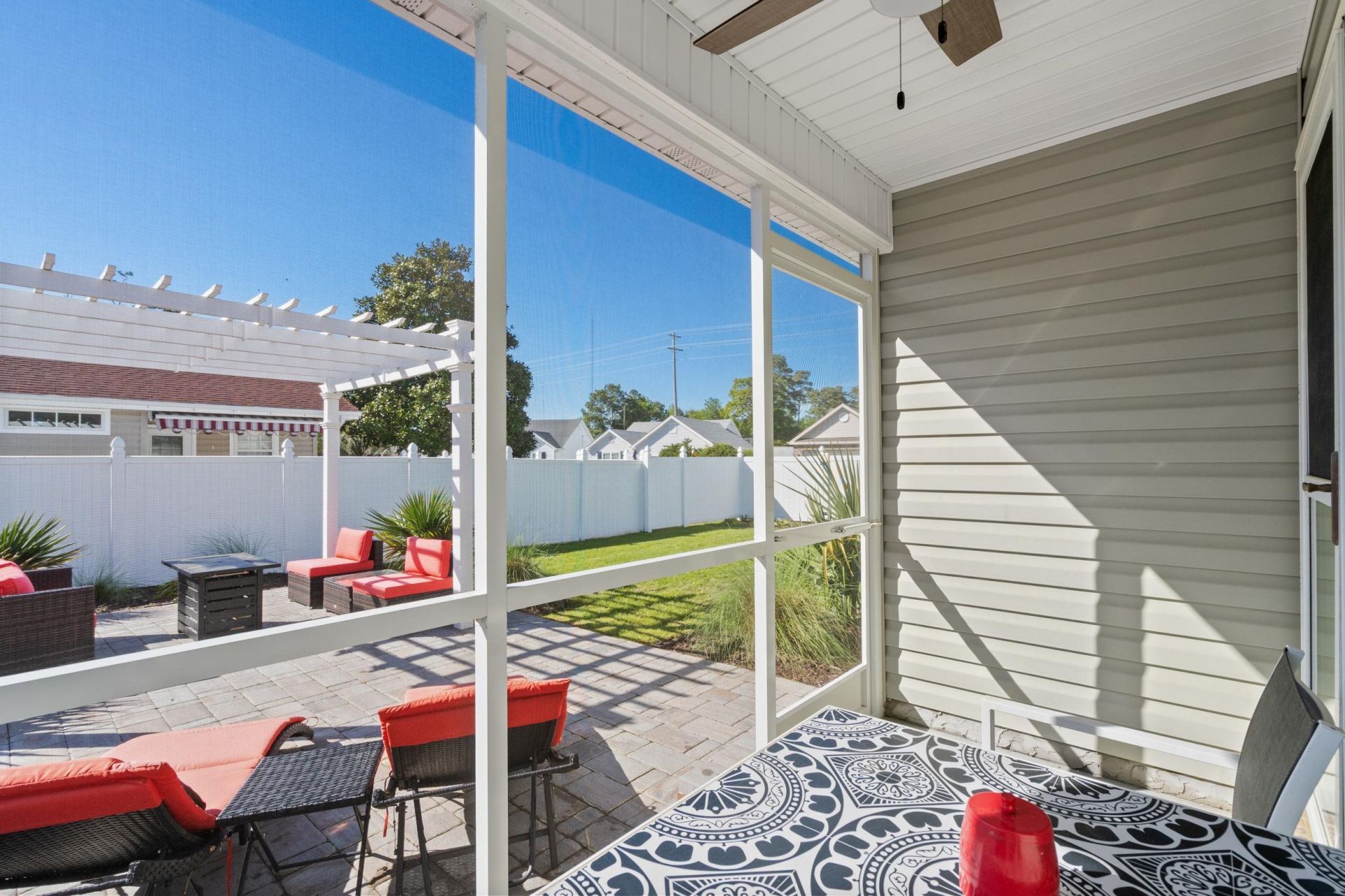 9675 Holladay Dr. Photo 27