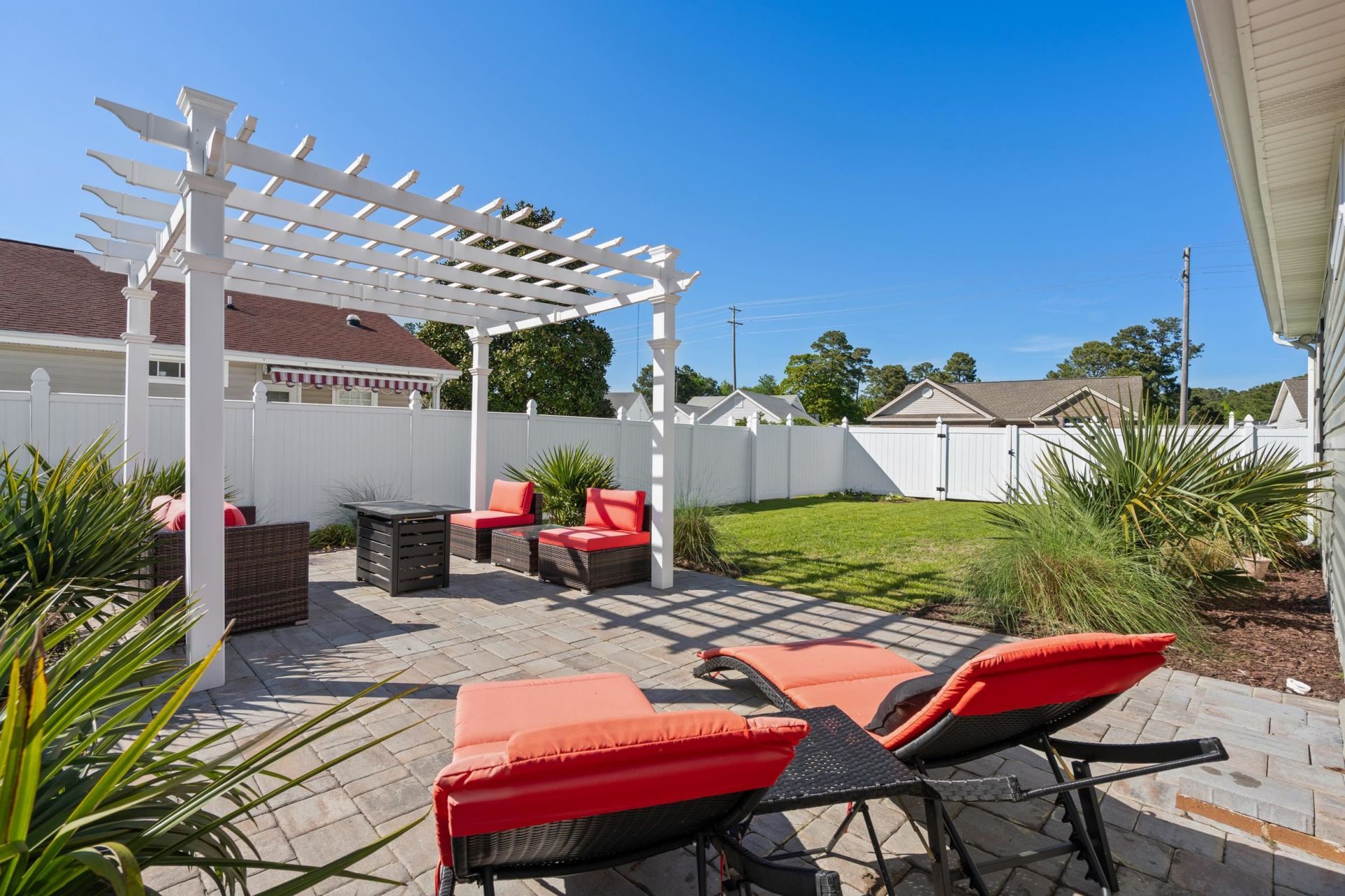 9675 Holladay Dr. Photo 28