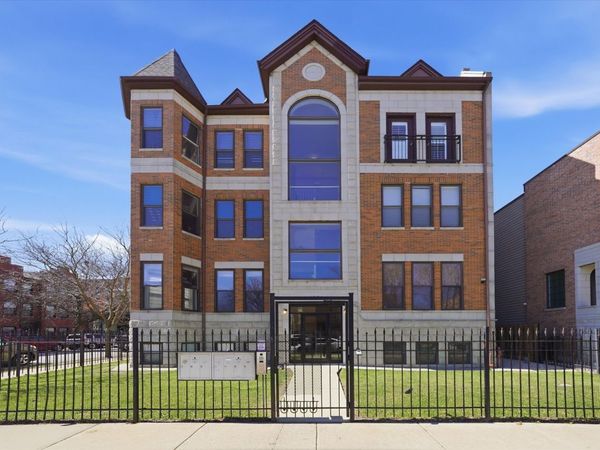 4956 S Champlain Avenue , Unit 1S, Chicago, IL 60615