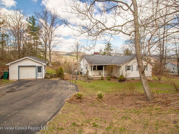 4 Old Plank Road, Ellenville, NY 12428