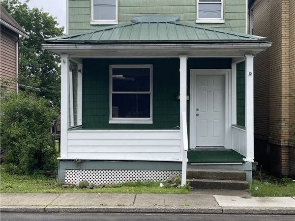 267 Oak Ave., Kittanning, PA 16201