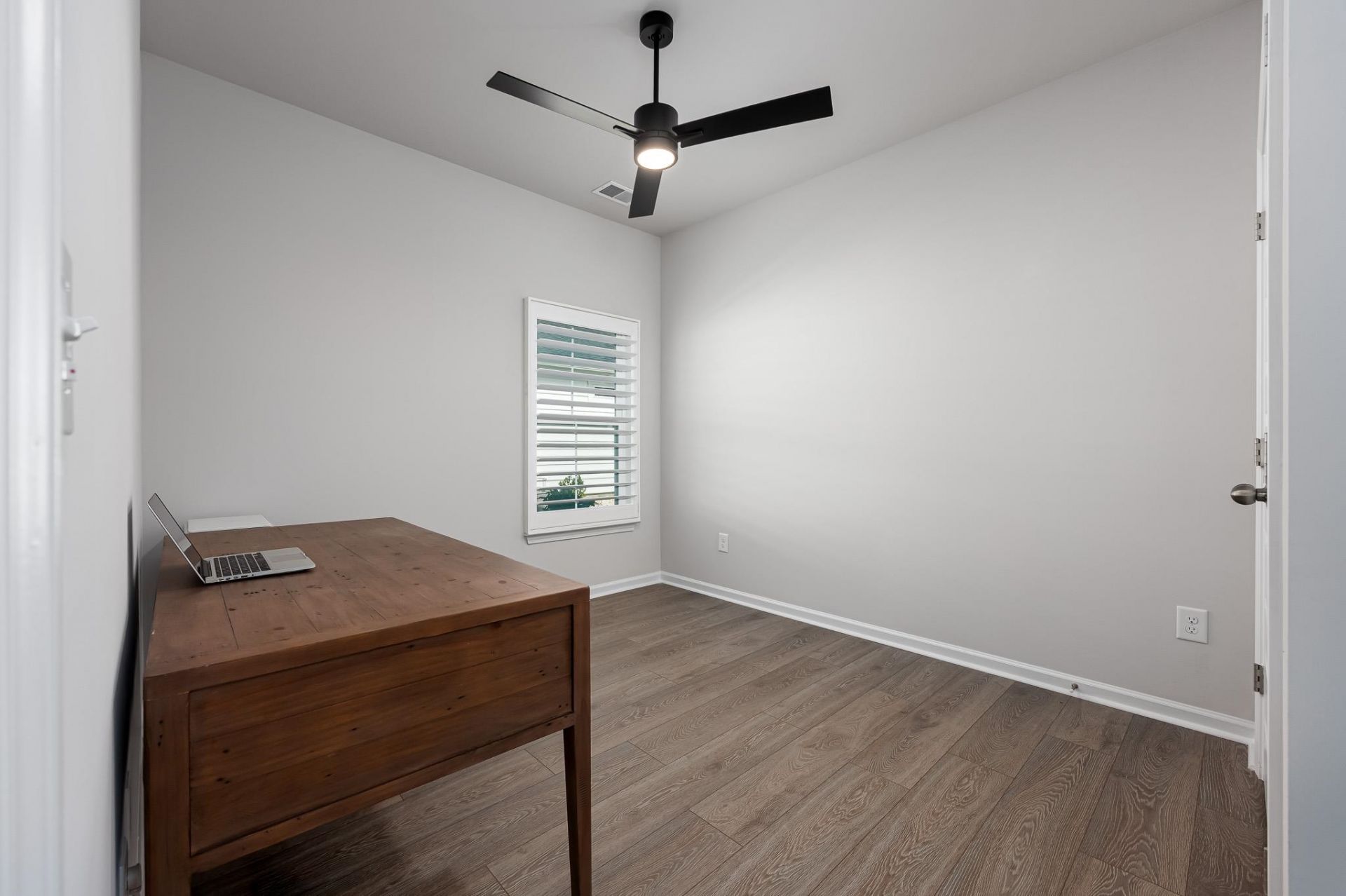 4067 Da Vinci Dr. Photo 14