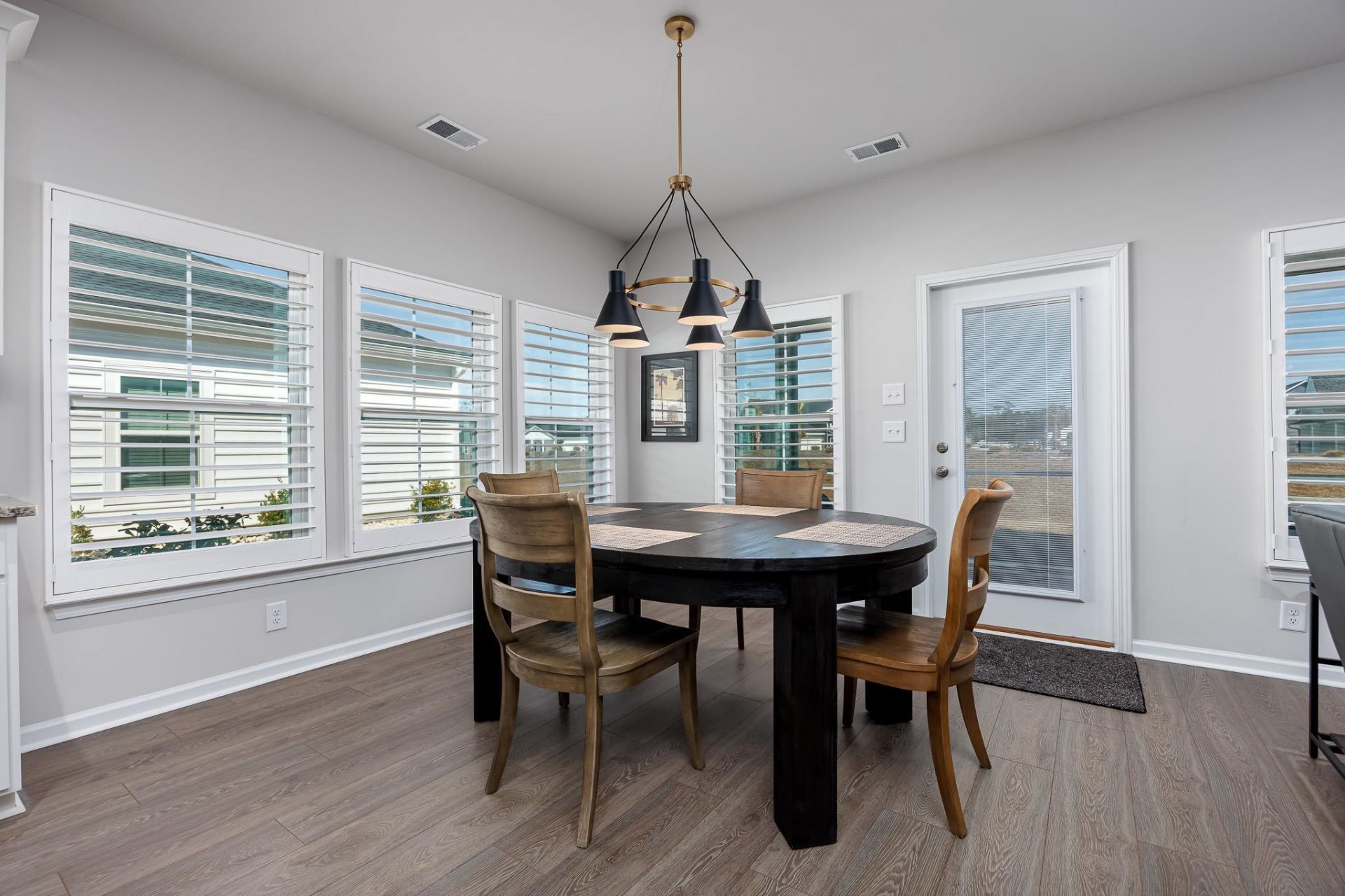 4067 Da Vinci Dr. Photo 32