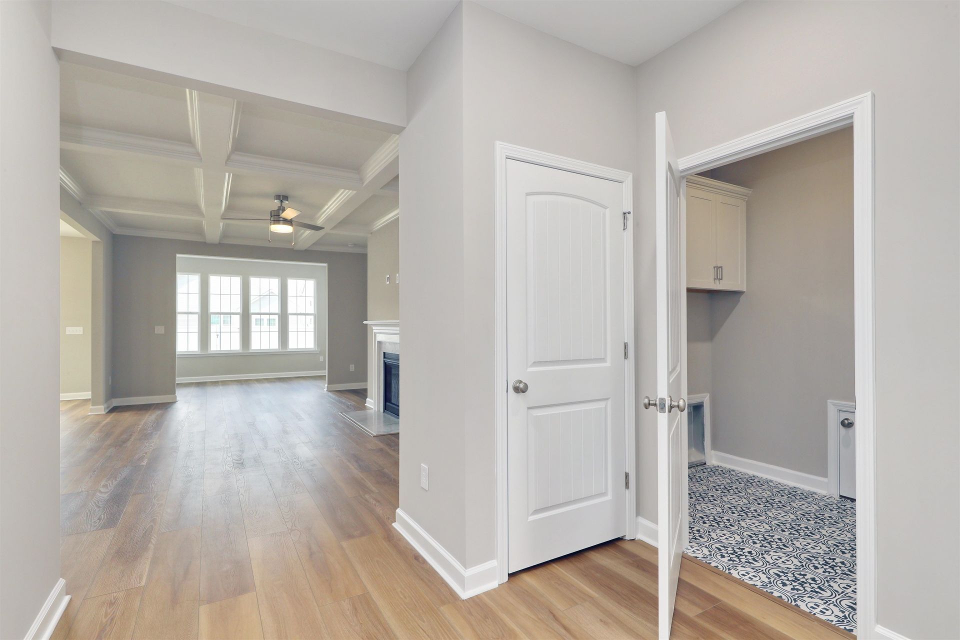 6285 Zoe Way Photo 10