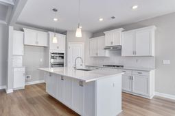 6285 Zoe Way photo 4