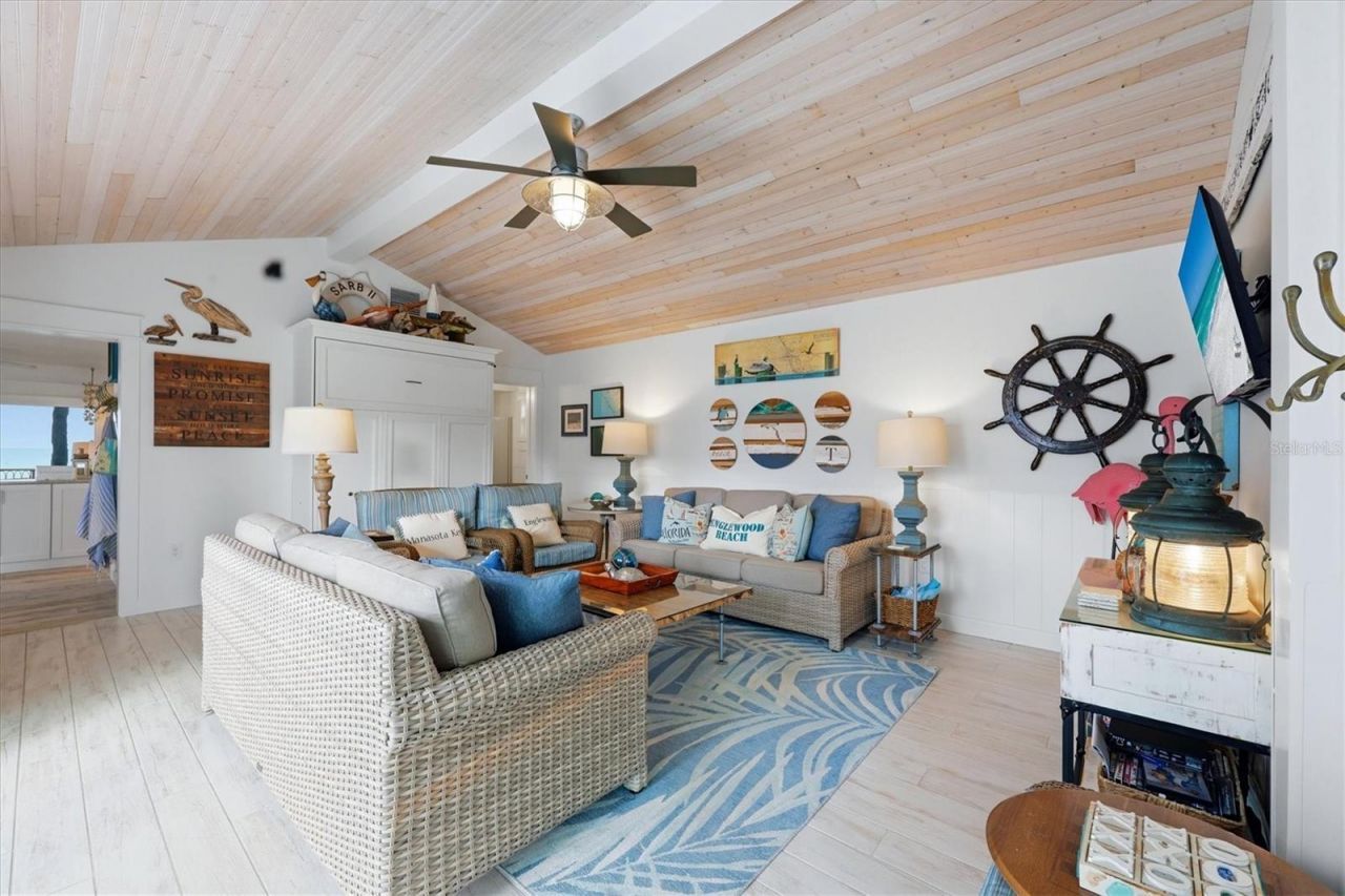 4074 N Beach Road, Englewood, FL 34223 Photo