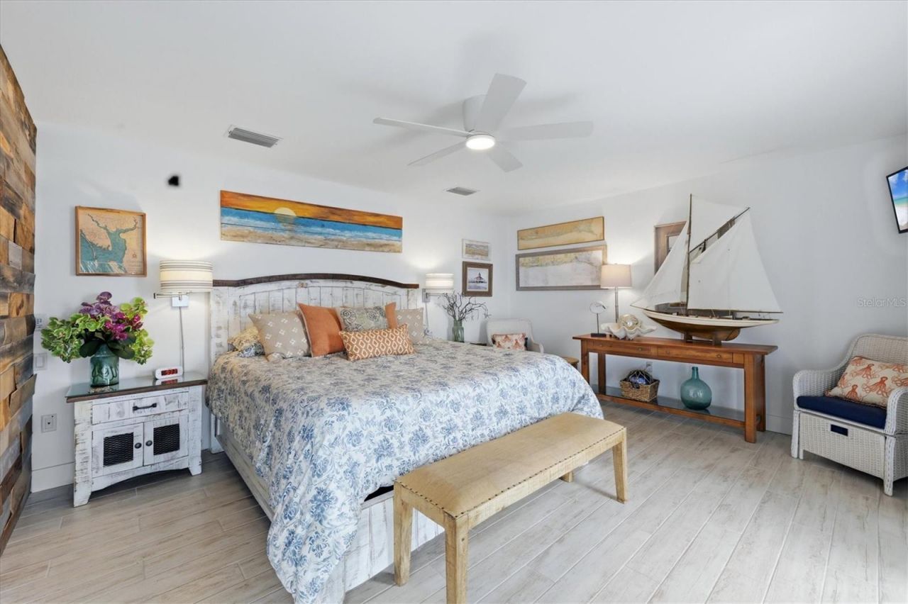 4074 N Beach Road, Englewood, FL 34223 Photo