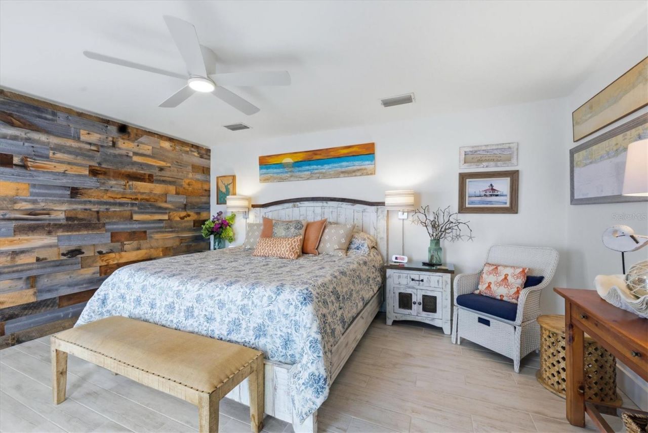 4074 N Beach Road, Englewood, FL 34223 Photo