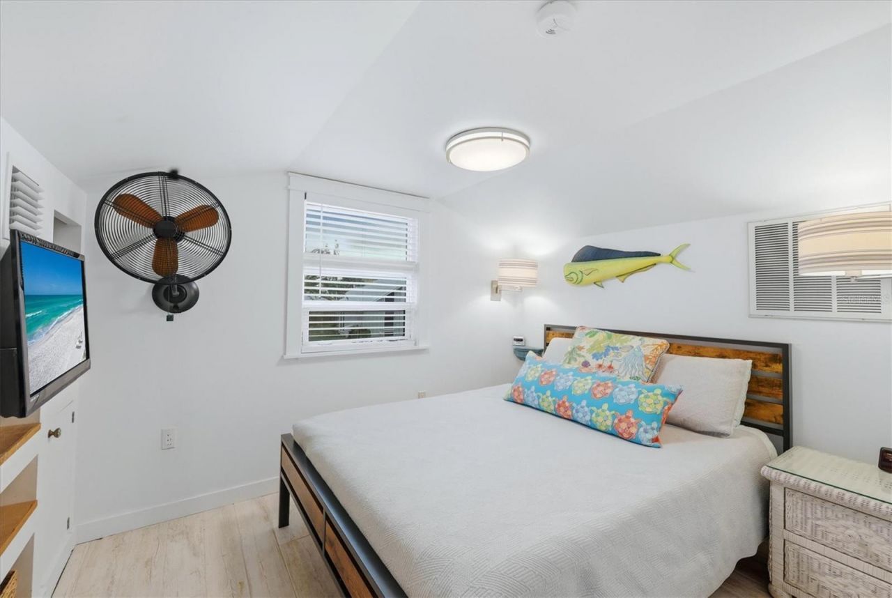 4074 N Beach Road, Englewood, FL 34223 Photo