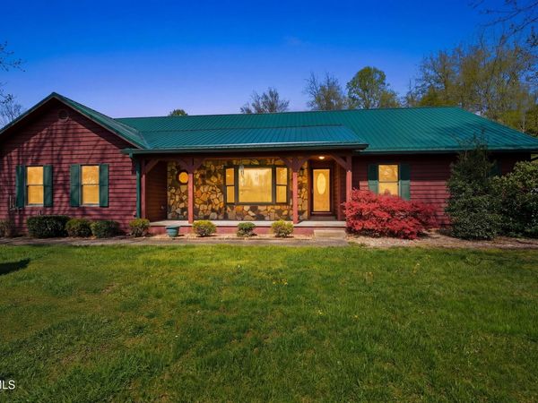 790 Fall Creek Road, Blountville, TN 37617