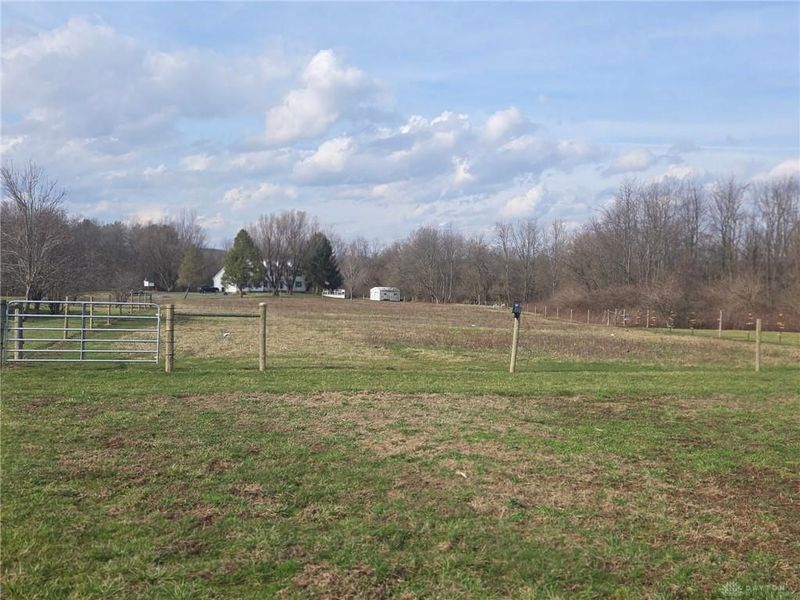 895 Hale Road, Wilmington, OH 45177 Photo 3