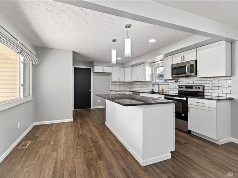 104 Overla Boulevard, Englewood, OH 45322 Photo 10