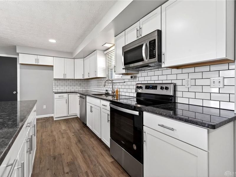 104 Overla Boulevard, Englewood, OH 45322 Photo 11