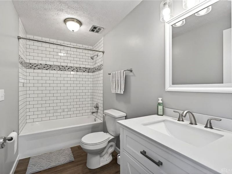 104 Overla Boulevard, Englewood, OH 45322 Photo 17