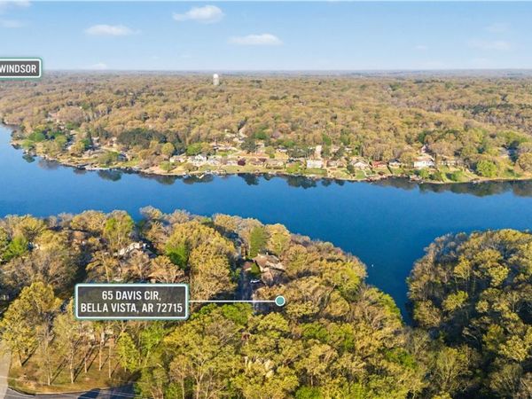 65 Davis Circle , Bella Vista, AR 72715