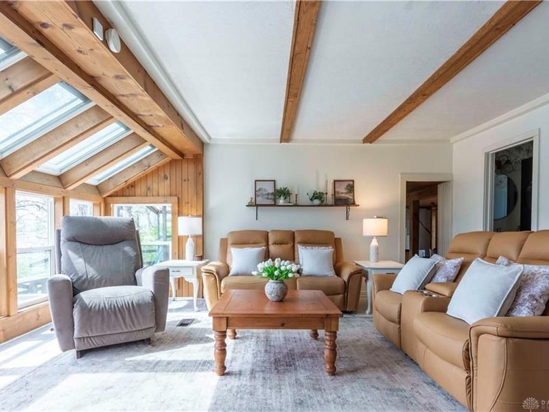 1129 N Middle Drive, Greenville, OH 45331 Photo 8