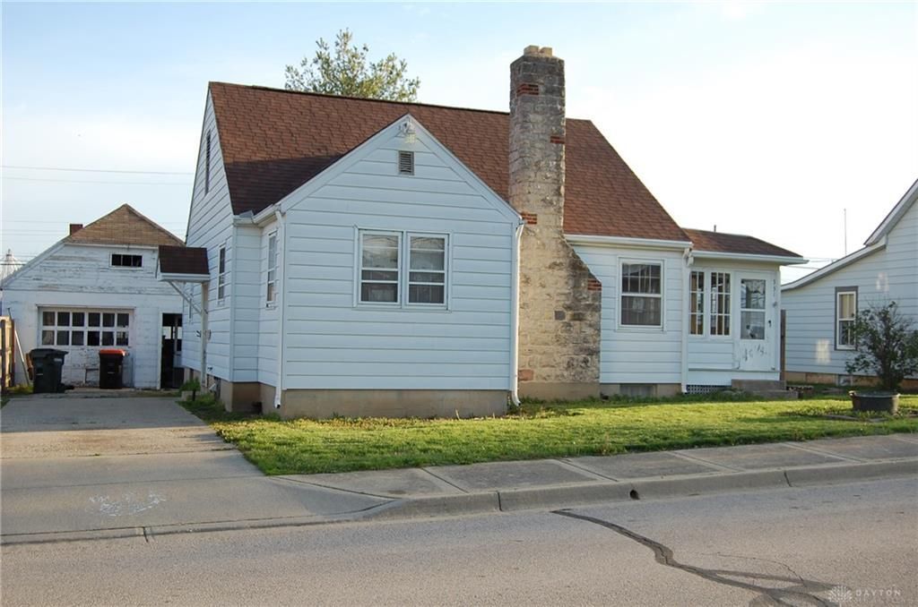 331 W Wood Street, Versailles, OH 45380 Main Photo