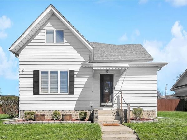 180 W Columbus Street , Pickerington, OH 43147