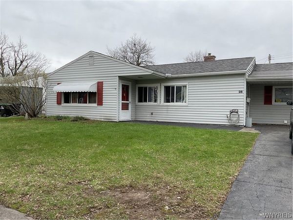 28 Nicholas Drive N, Tonawanda, NY 14150
