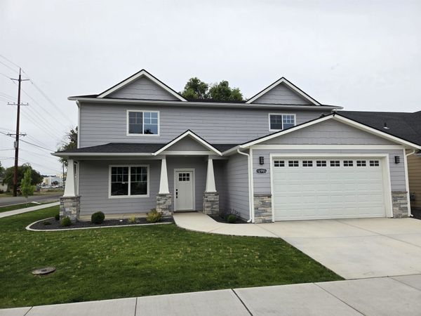 12703 E Desmet Ave, Spokane Valley, WA 99216