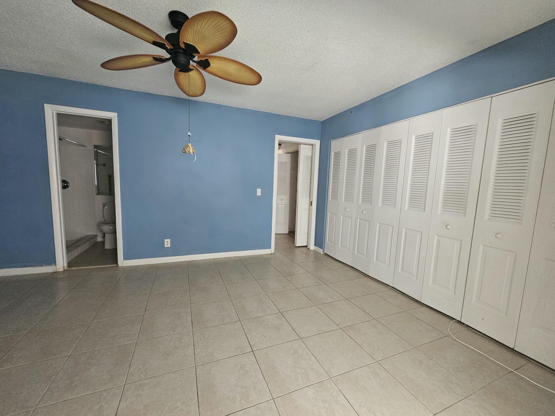 145 Sheffield F, West Palm Beach, FL 33417 Photo