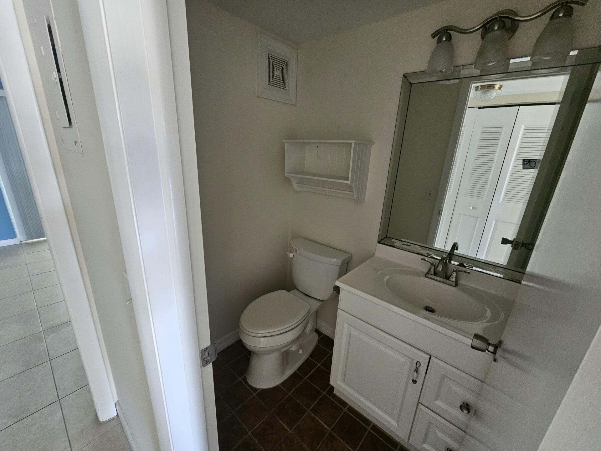 145 Sheffield F, West Palm Beach, FL 33417 Photo