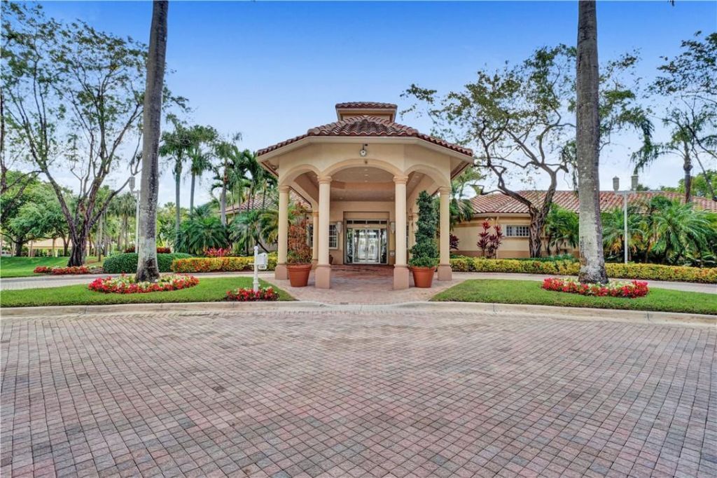 16763 NW 13th Street, Pembroke Pines, FL 33028 Photo