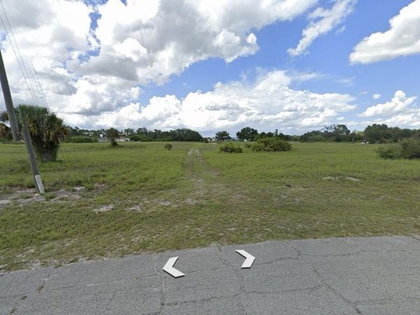3035 NW Beechwood Circle NW, LaBelle, FL 33935