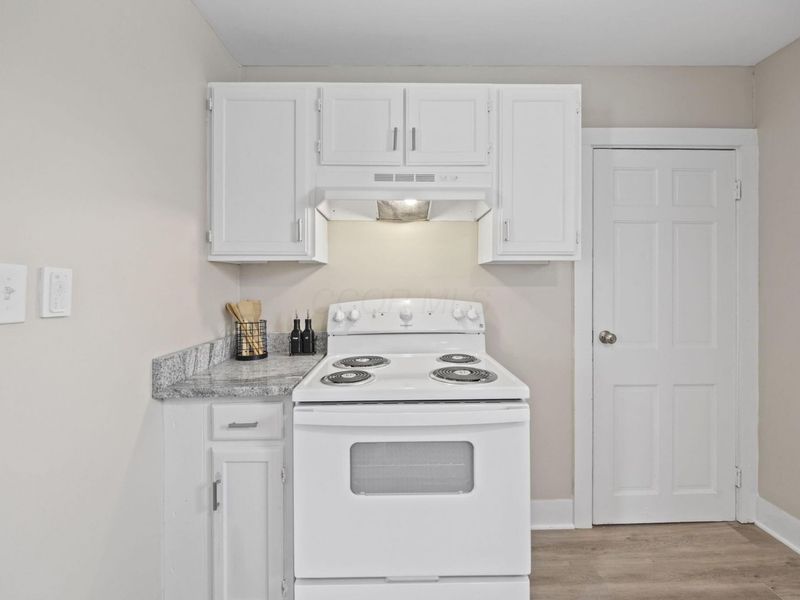 784 S Richardson Avenue , Columbus, OH 43204 Photo 16