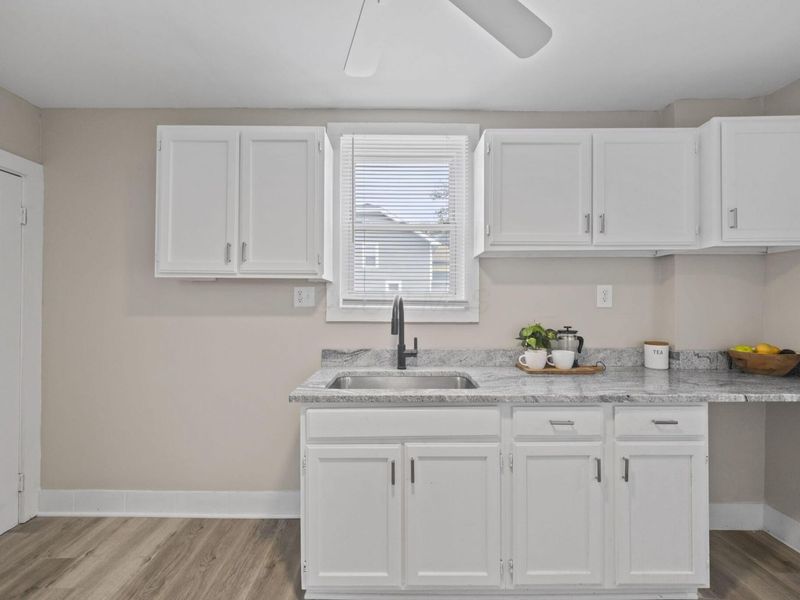 784 S Richardson Avenue , Columbus, OH 43204 Photo 18