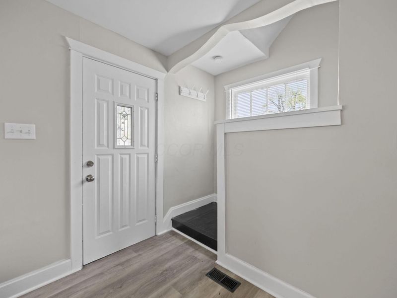 784 S Richardson Avenue , Columbus, OH 43204 Photo 6