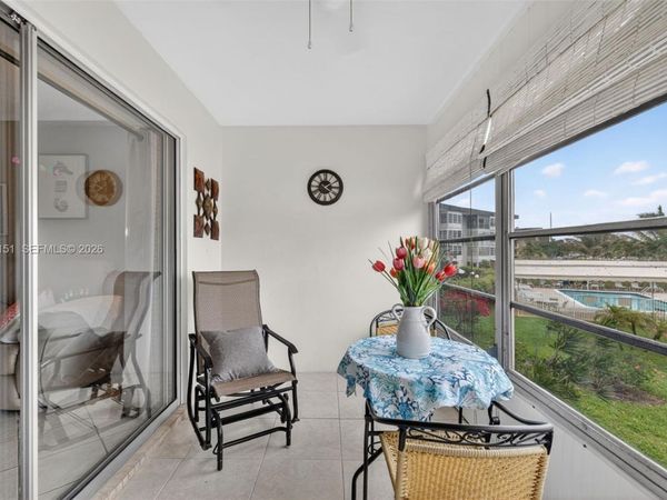 2991 NW 46th Ave , Unit 210, Lauderdale Lakes, FL 33313