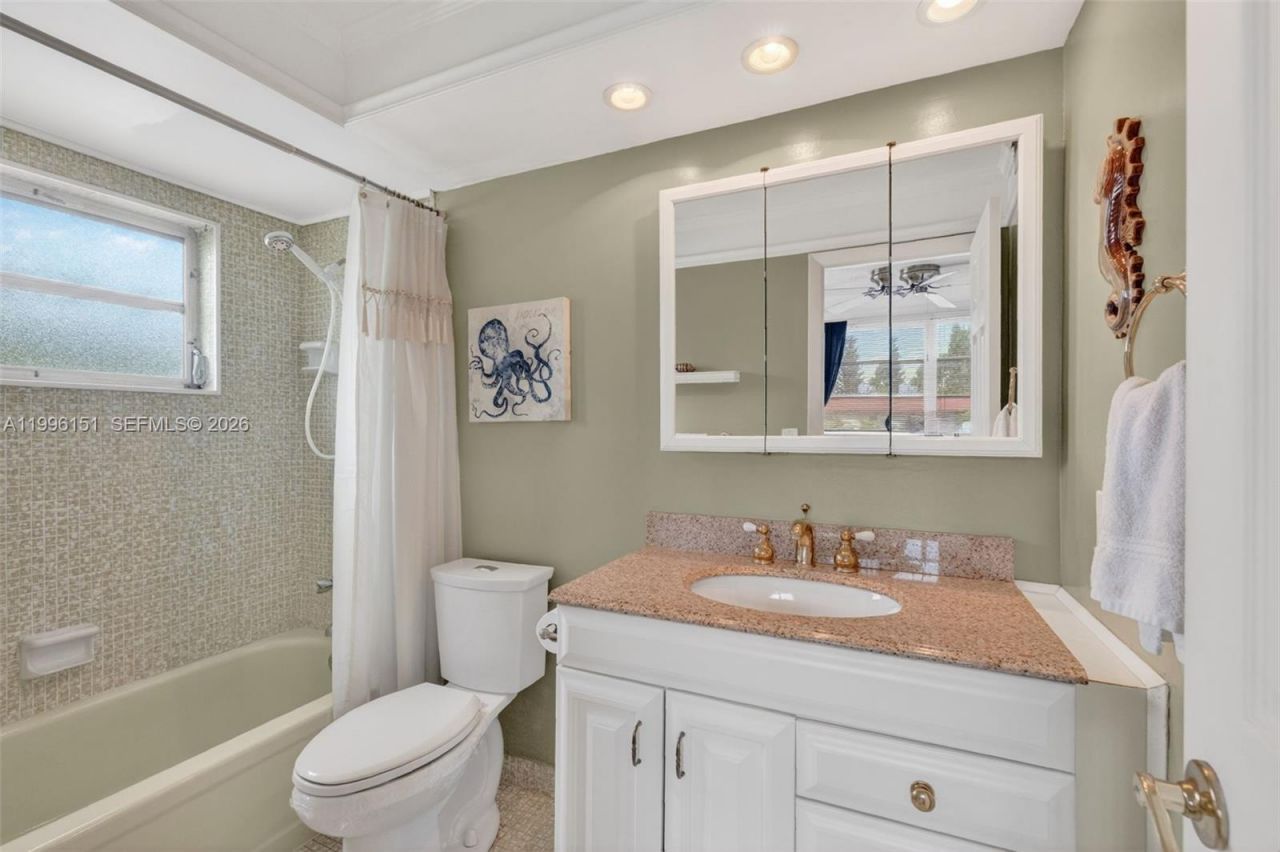 2991 NW 46th Ave , Unit 210, Lauderdale Lakes, FL 33313 Photo