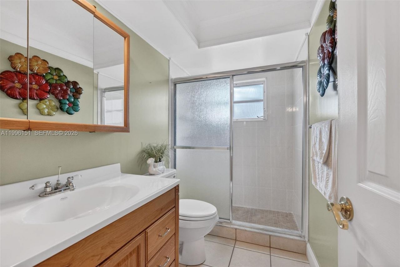 2991 NW 46th Ave , Unit 210, Lauderdale Lakes, FL 33313 Photo