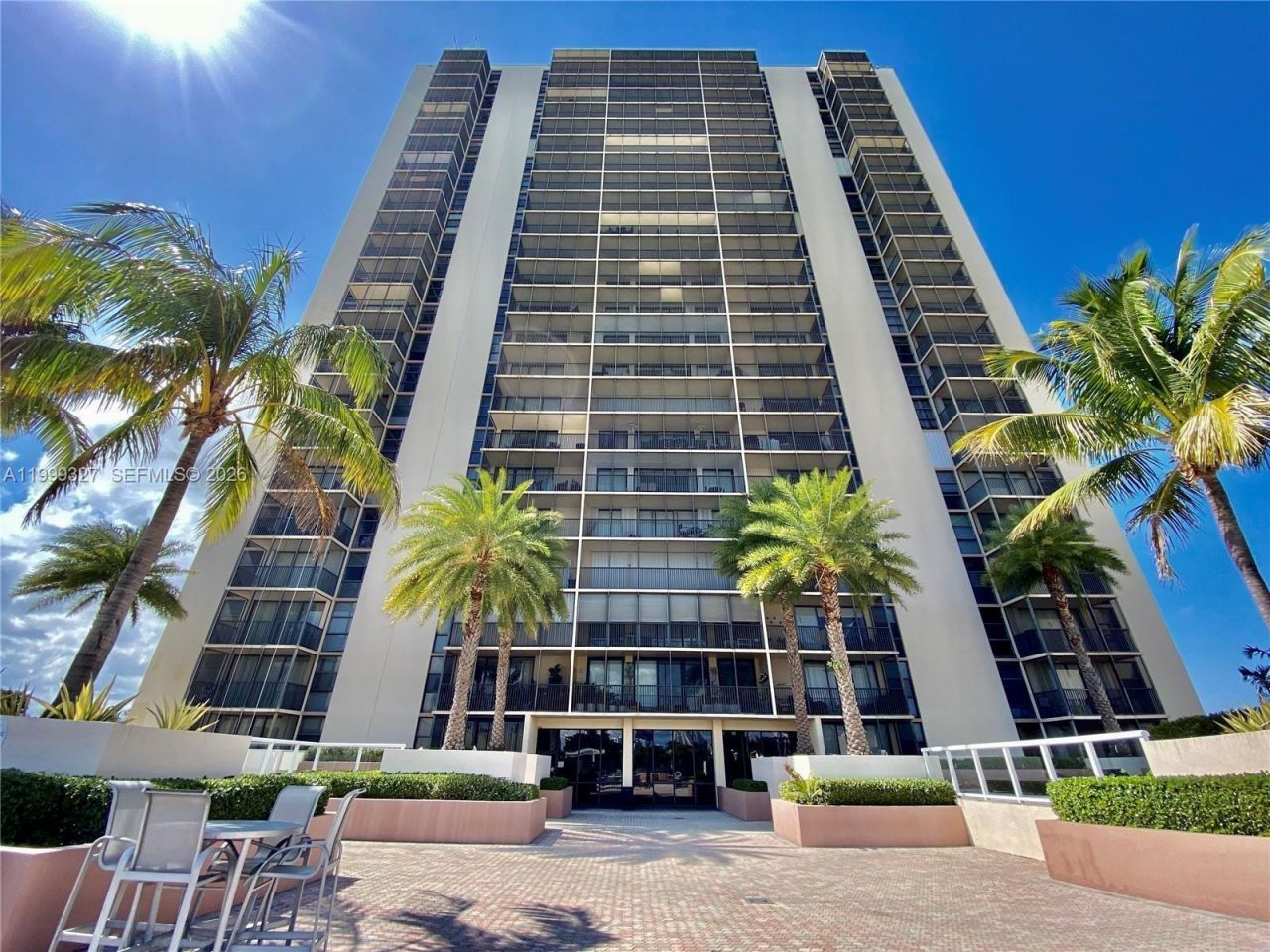 20335 W Country Club Dr, Unit 206, Aventura, FL 33180 Photo
