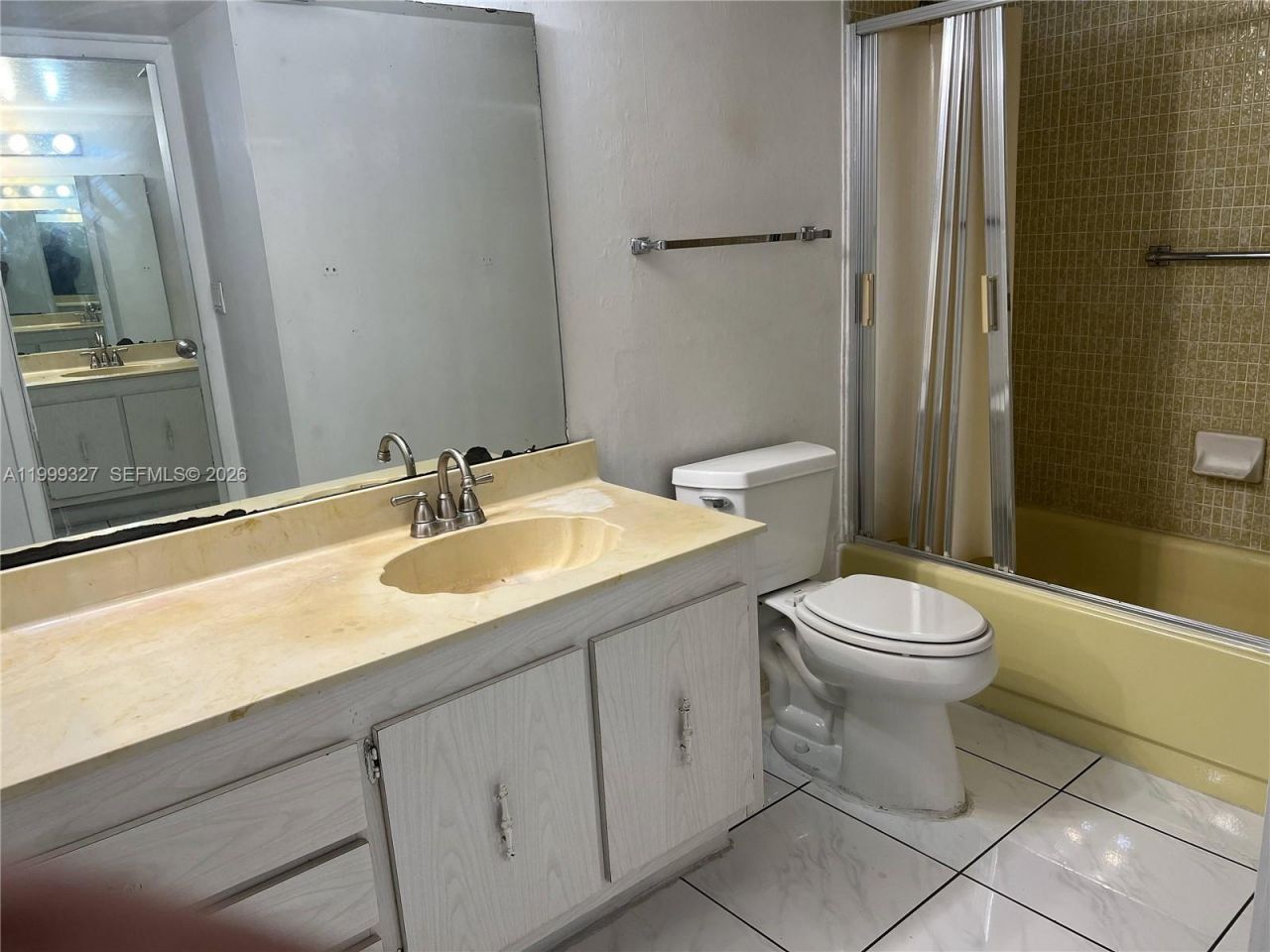 20335 W Country Club Dr, Unit 206, Aventura, FL 33180 Photo