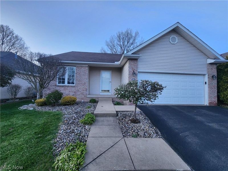 125 Fitch Boulevard, Unit 204, Youngstown, OH 44515 Photo 1