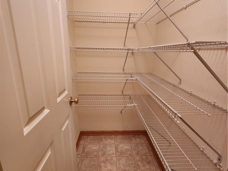 125 Fitch Boulevard, Unit 204, Youngstown, OH 44515 Photo 10