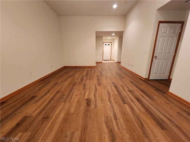 125 Fitch Boulevard, Unit 204, Youngstown, OH 44515 Photo 11