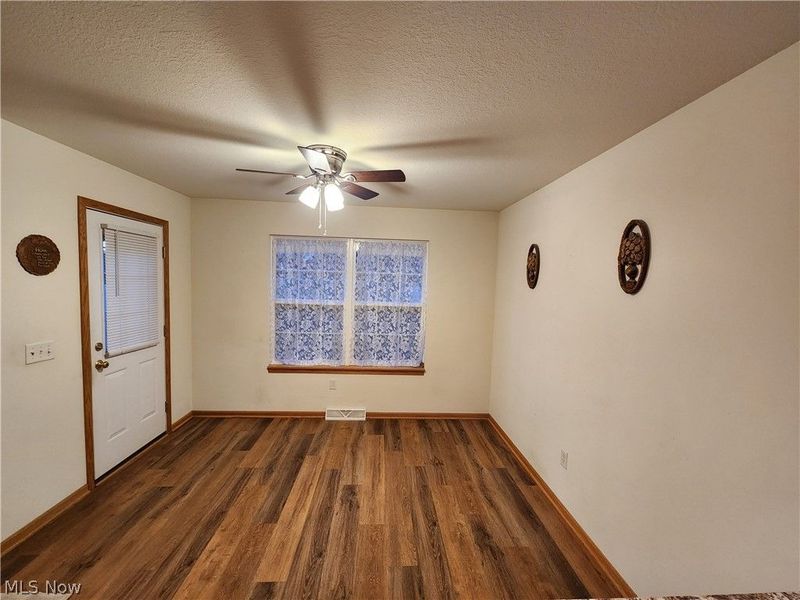 125 Fitch Boulevard, Unit 204, Youngstown, OH 44515 Photo 9