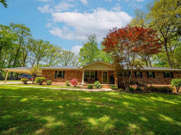 2780 Mimosa Avenue , Camden, AR 71701