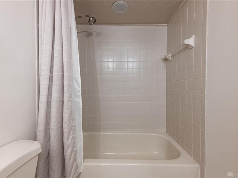 7850 Raintree Road, Centerville, OH 45459 Photo 17